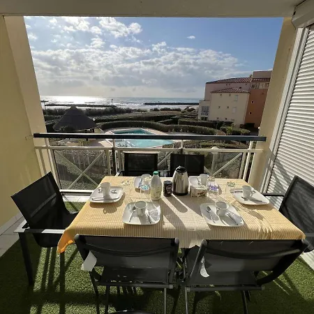 4 Pieces Avec Parking, Piscine Et Proche Au Cap D'agde - Fr-1-702-19 Lejlighed Agde